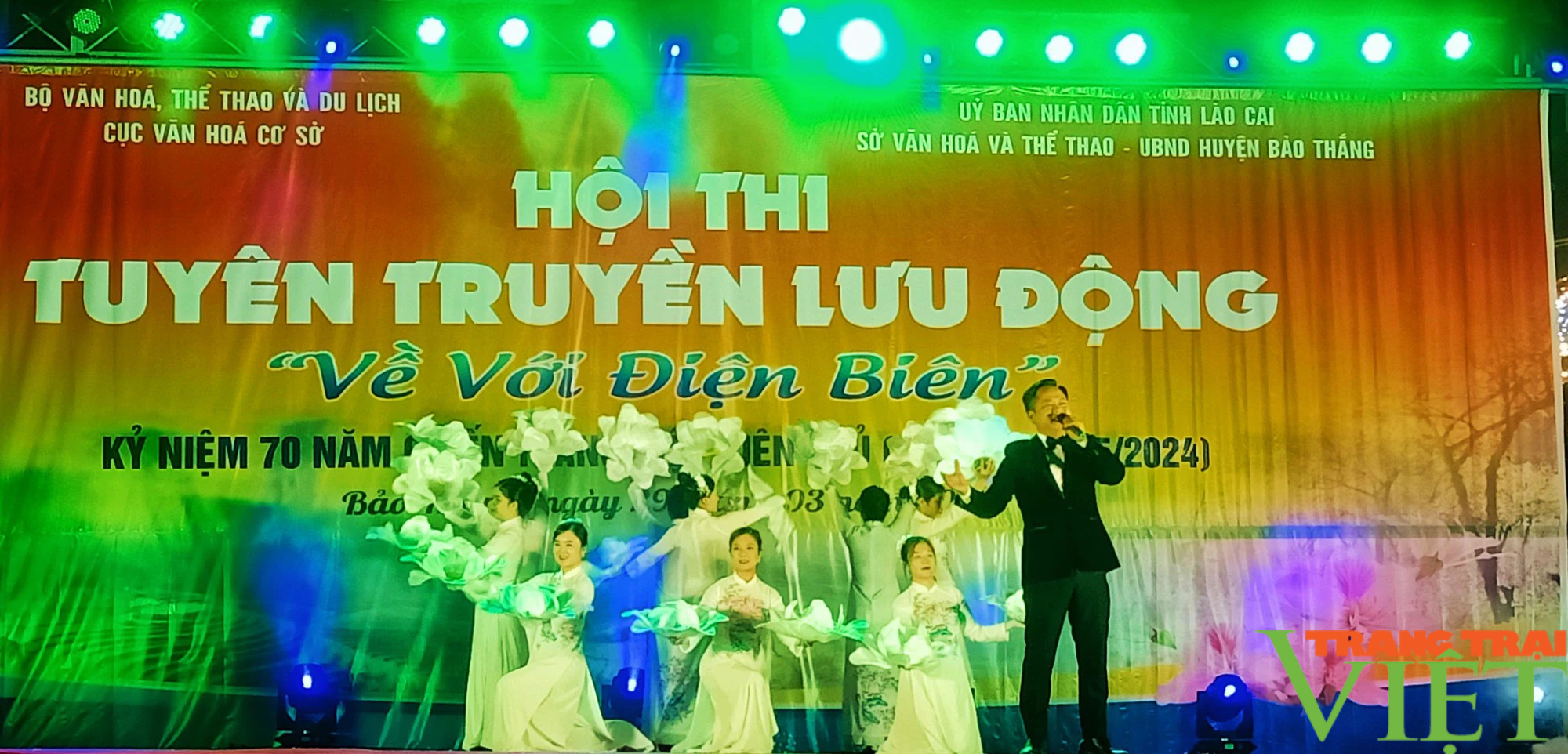 Tưng bừng hội thi "Về với Điện Biên" ở một huyện của Lào Cai, thu hút hàng nghìn khán giả- Ảnh 1.