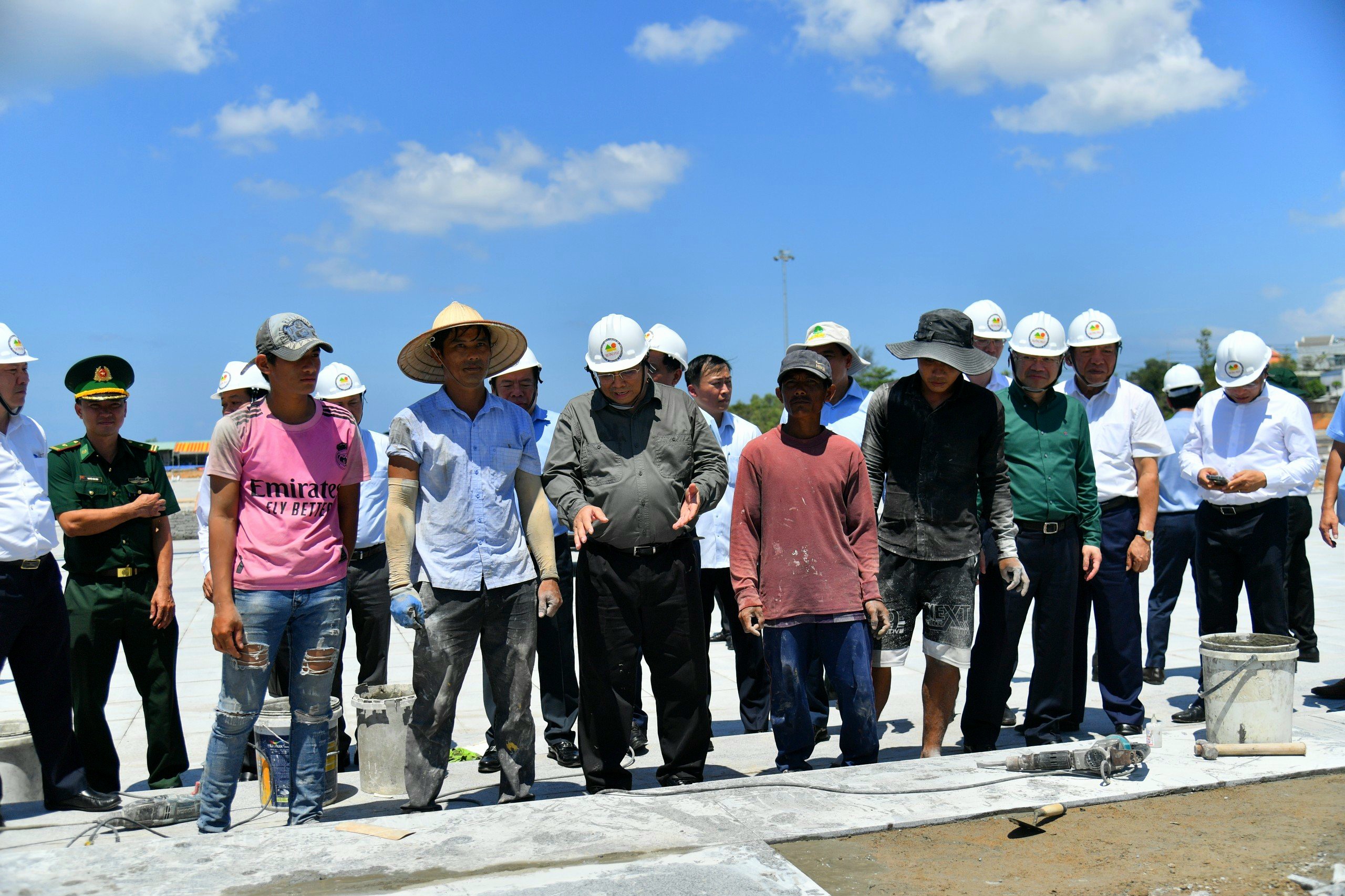 Thủ tướng Phạm Minh Chính khảo sát và dự lễ khởi công tổ hợp du lịch nghỉ dưỡng, giải trí biển Phú Quốc- Ảnh 2.