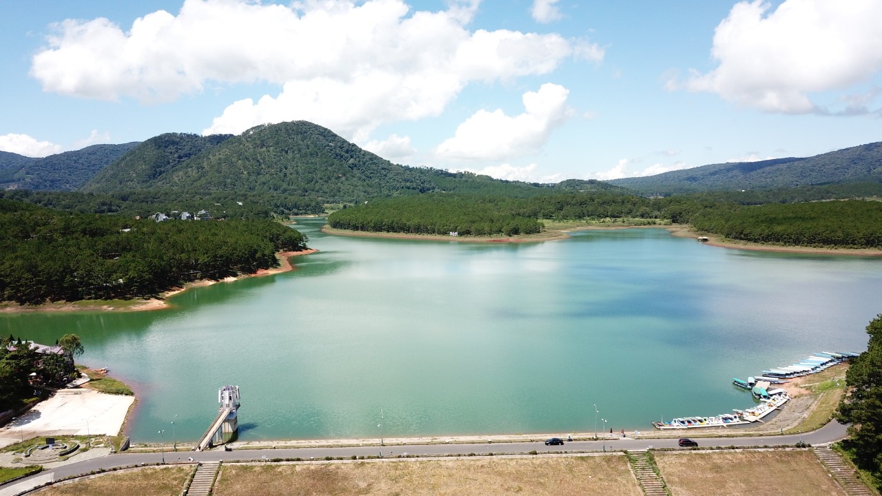 Lâm Đồng: TP.Đà Lạt và huyện Lạc Dương “thiếu nước sinh hoạt” nhưng chưa thể bổ sung nước từ hồ Tuyền Lâm- Ảnh 2.