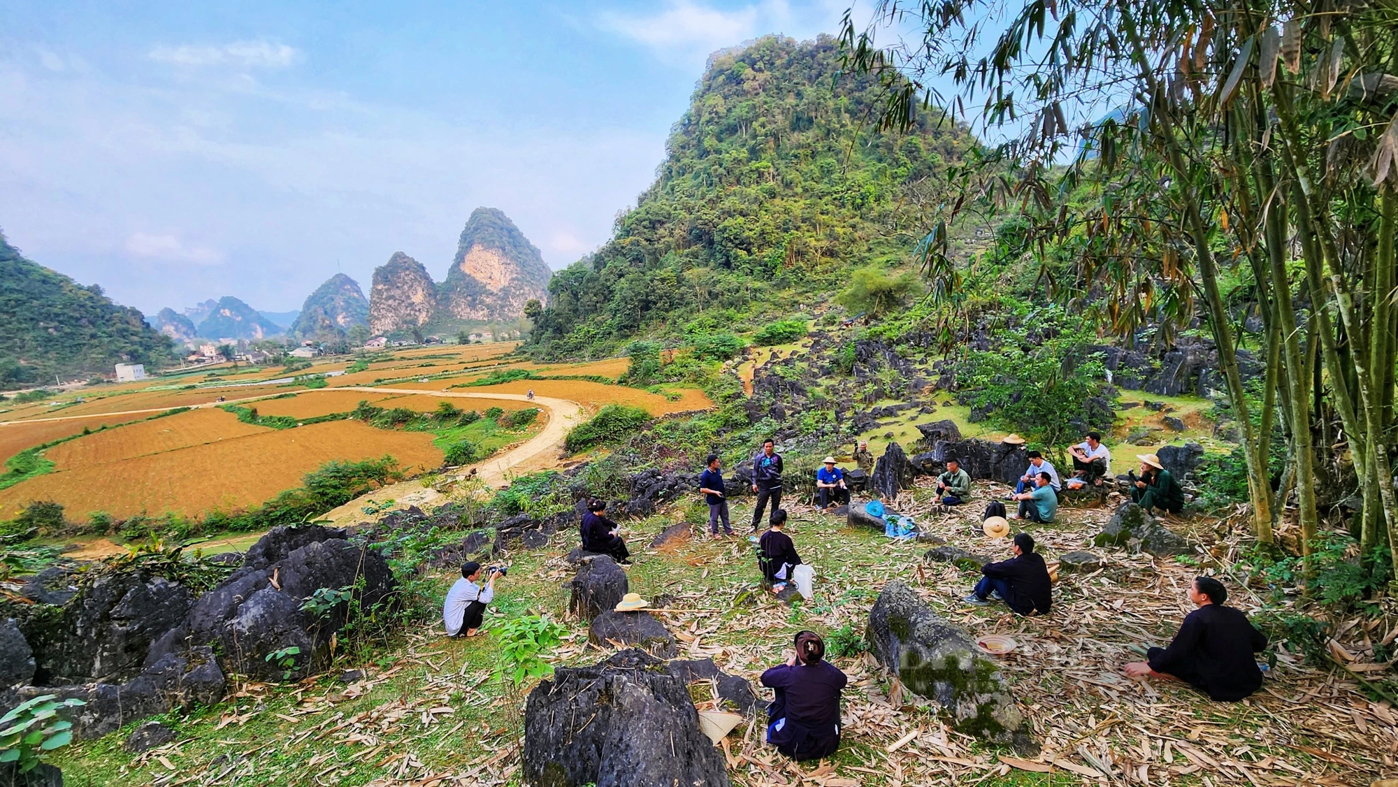 Một làng nhỏ ở Cao Bằng phát triển du lịch cộng đồng để bảo tồn loài vượn quý hiếm thứ 2 thế giới- Ảnh 17.