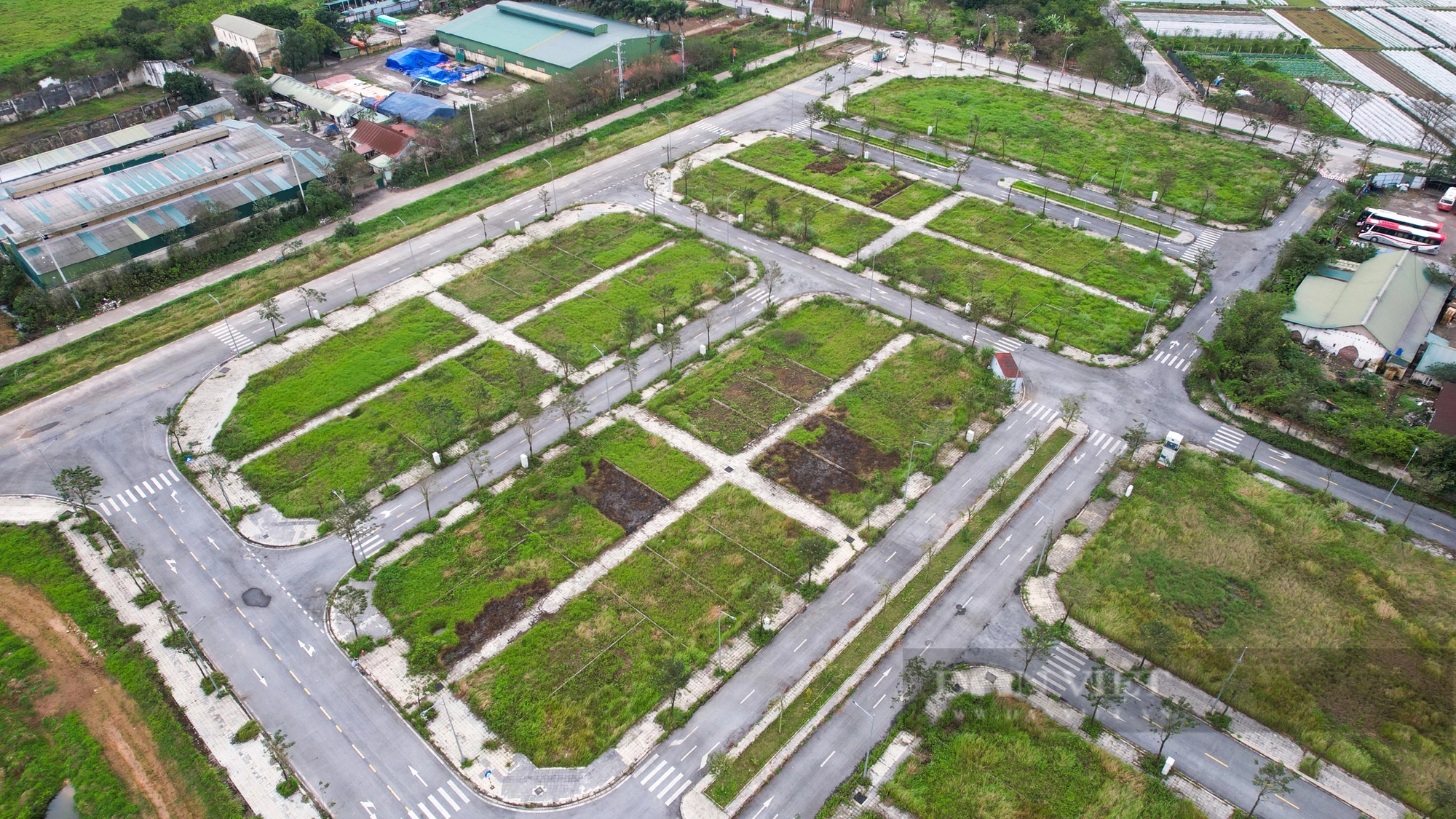 Hiện trạng khu đất rộng hơn 16.000 m2 vừa bị Hà Nội hủy kết quả trúng đấu giá- Ảnh 3.