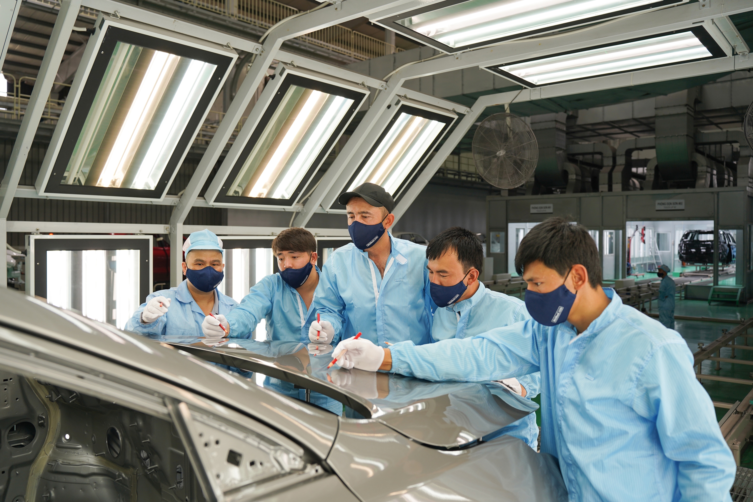 Nhà máy THACO KIA tham gia giám sát sản xuất xe Kia Sonet tại Uzbekistan
- Ảnh 1.
