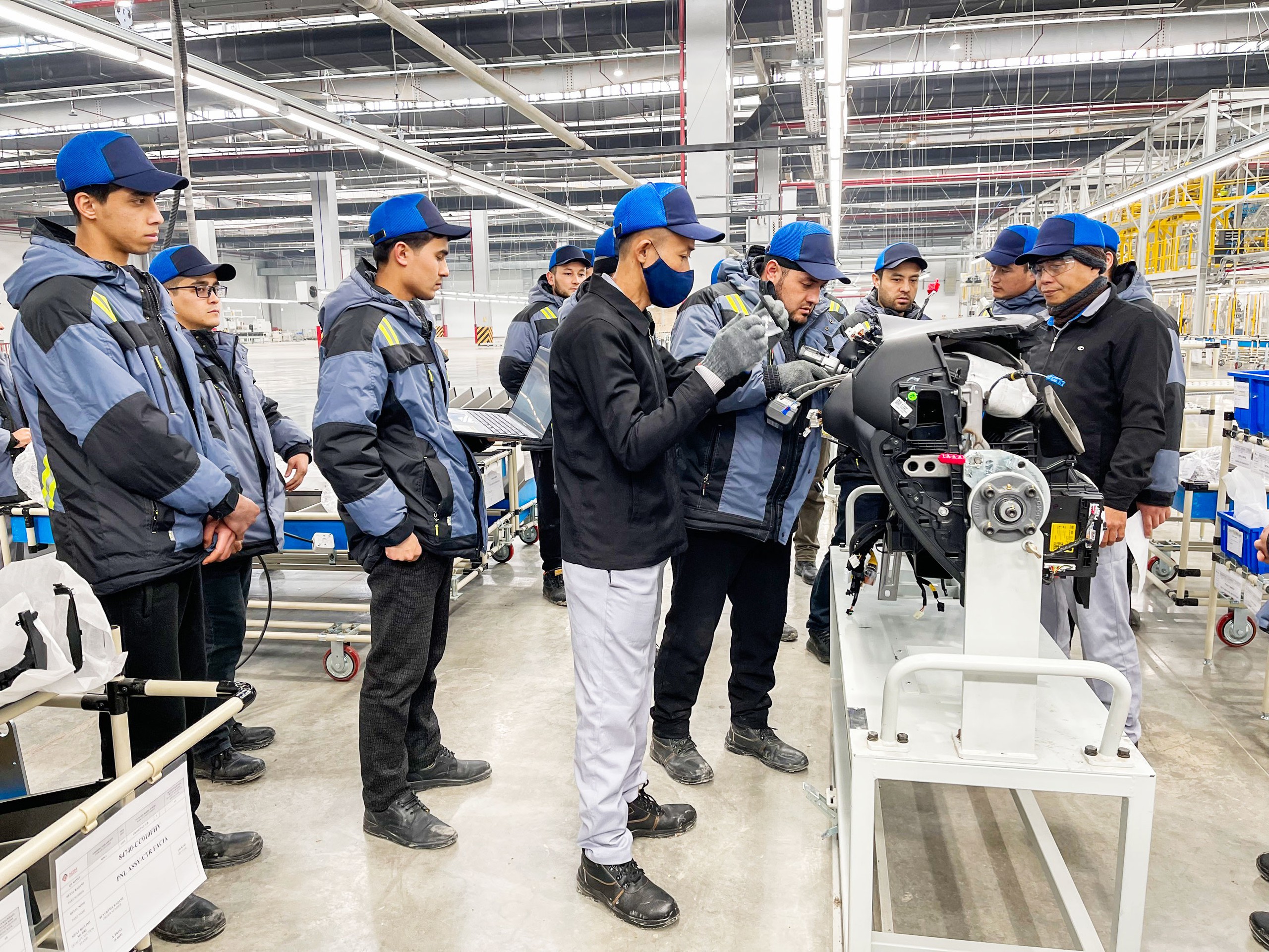Nhà máy THACO KIA tham gia giám sát sản xuất xe Kia Sonet tại Uzbekistan
- Ảnh 3.
