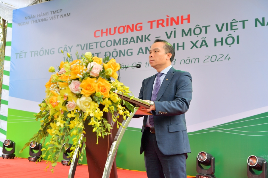 Vietcombank tổ chức Chương trình Về nguồn, Tết trồng cây “Vietcombank - vì một Việt Nam xanh” và hoạt động ASXH tại tỉnh Tuyên Quang- Ảnh 7.