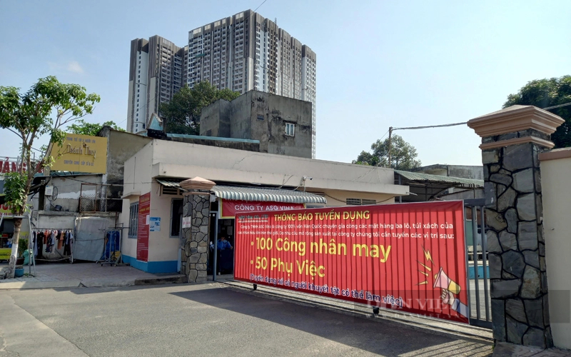 Một doanh nghiệp nằm ngoài KCN ở TP.Thuận An, Bình Dương. Ảnh: Trần Khánh