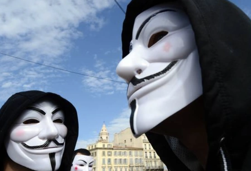 Facebook dính sự cố: Nhóm hacker nổi tiếng Anonymous tuyên bố gây sốc- Ảnh 1.
