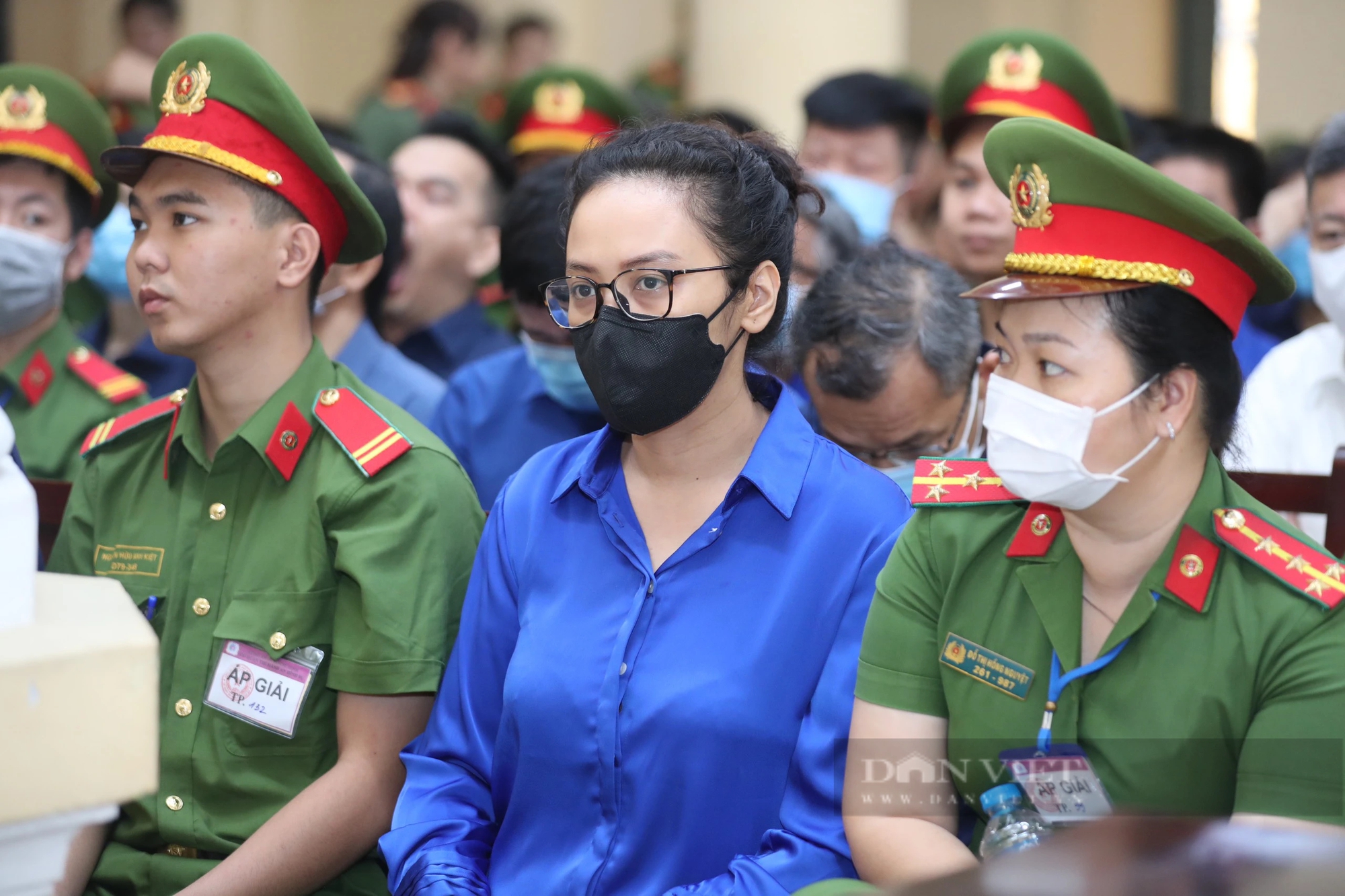 Vụ Vạn Thịnh Phát: Hình ảnh bà Trương Mỹ Lan và các bị cáo khi nghe công bố bản cáo trạng- Ảnh 4.