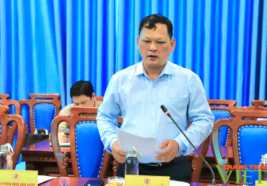 UBND tỉnh Lai Châu và huyện Nậm Nhùn bàn giải pháp triển khai thực hiện lĩnh vực văn hóa - xã hội- Ảnh 2.