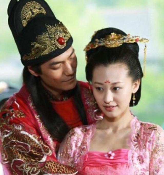 3 thái giám "rởm" khét tiếng lịch sử Trung Hoa: Kẻ sưu tầm cung nữ, kẻ giở trò khó tha thứ với hoàng hậu- Ảnh 1.