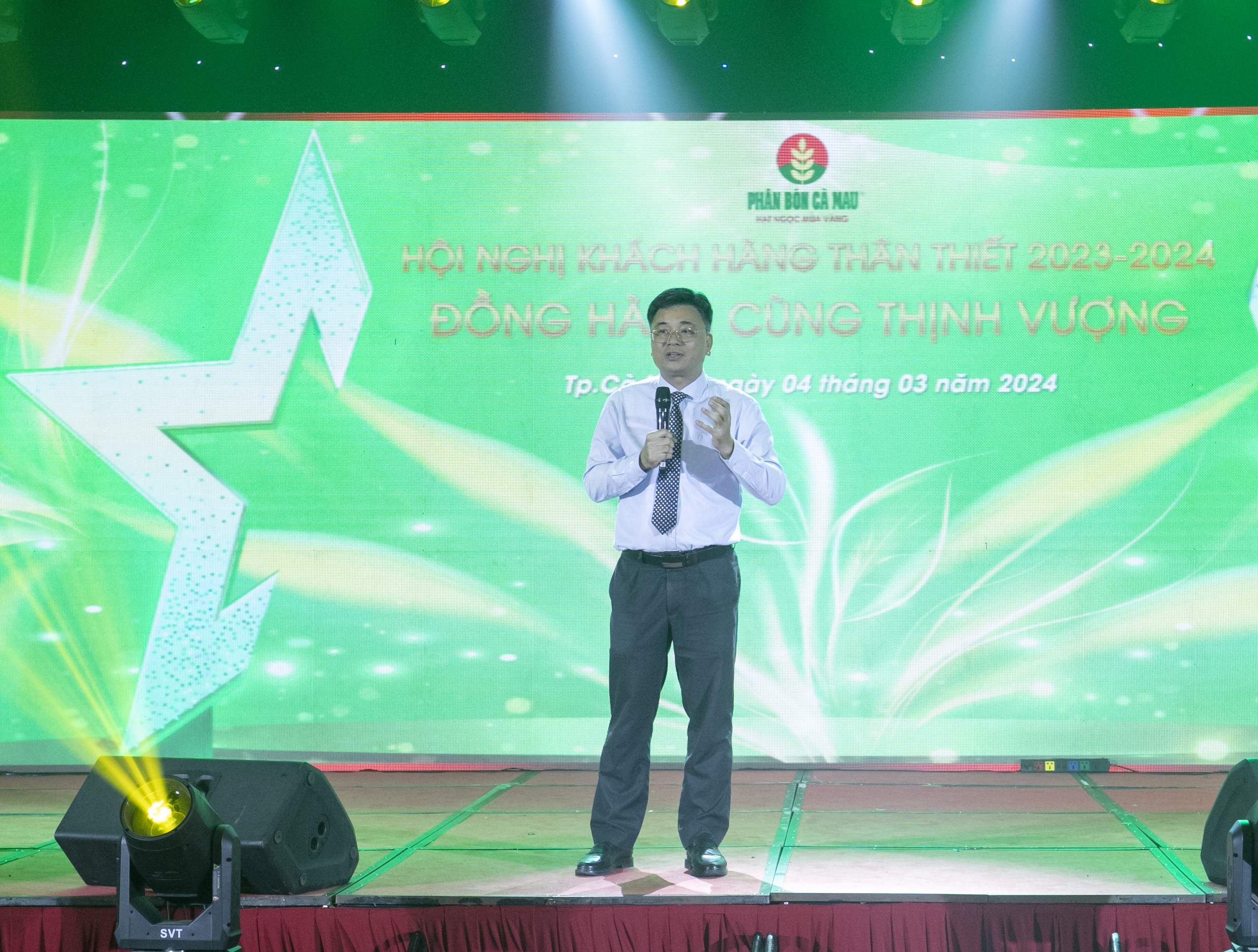 Ông Trần Ngọc Nguyên - chủ tịch HĐQT phát biểu tại hội nghị