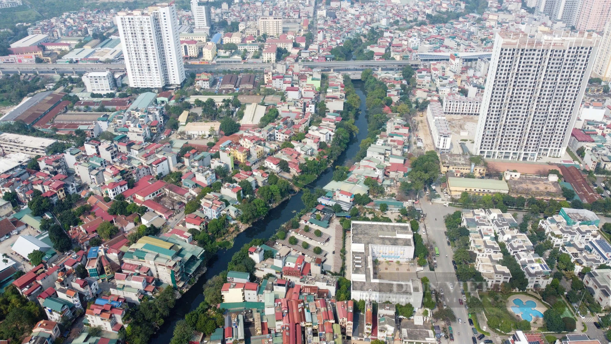 Hiện trạng dự án cầu vượt sông Nhuệ bị Hà Nội đưa vào "tầm ngắm"- Ảnh 9.