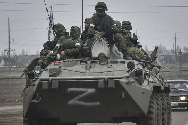 Tin tình báo tiết lộ Nga có nguồn lực khổng lồ để tiếp tục cuộc chiến ở Ukraine ít nhất 2 năm nữa- Ảnh 1.