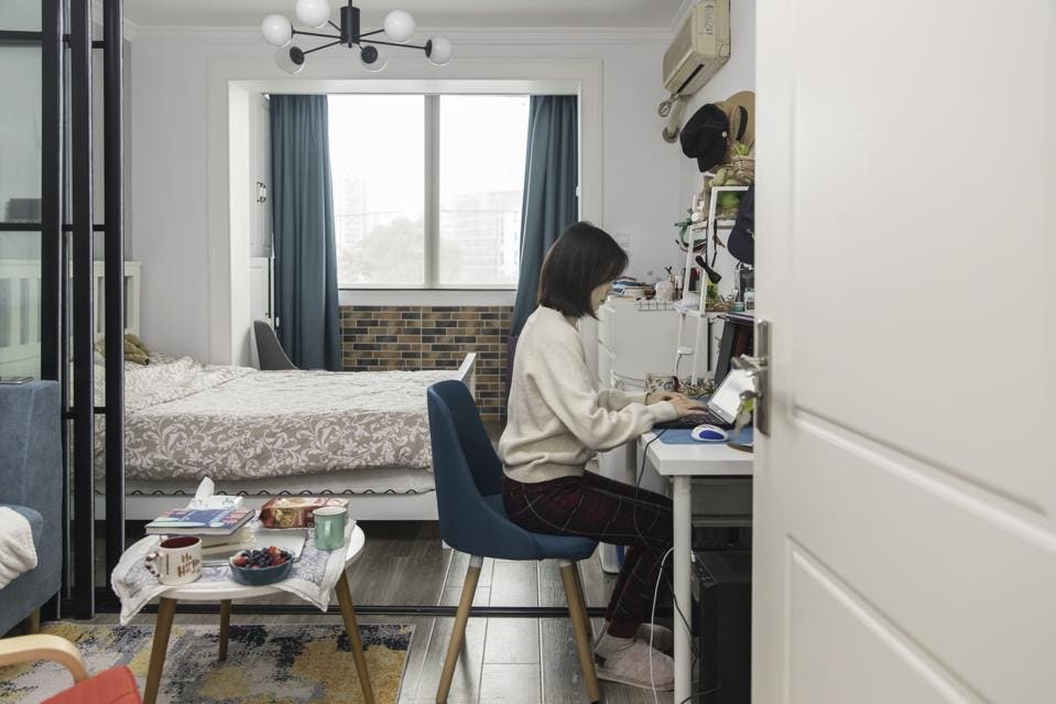Lao động trẻ Trung Quốc thích làm việc tại nhà nhưng "sợ" một điều sau- Ảnh 1.