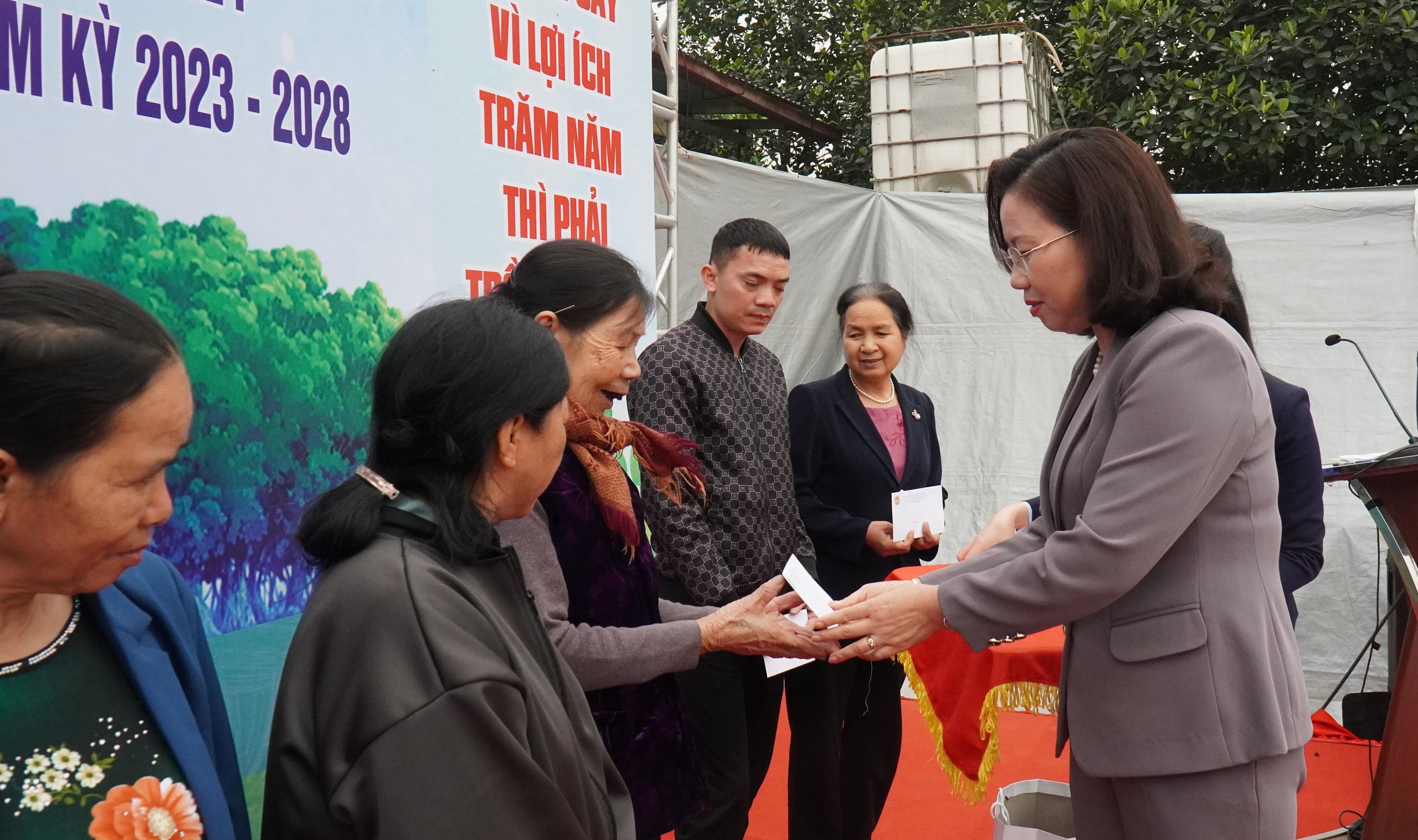 Hội Nông dân tỉnh Bắc Ninh phấn đấu trồng mới trên 74.000 cây xanh - Ảnh 5.
