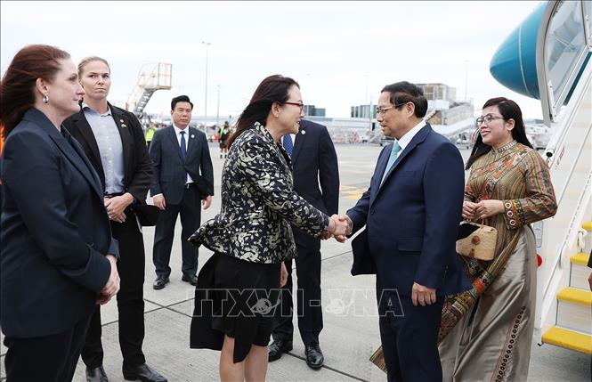 Thủ tướng Phạm Minh Chính tới Auckland, thăm chính thức New Zealand- Ảnh 1.