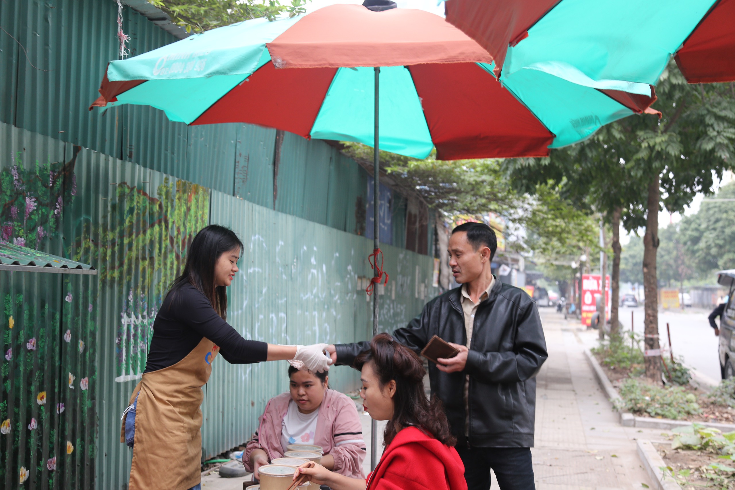 Phiên Chợ Trái Tim - Mái nhà của những trái tim rực lửa thiện nguyện- Ảnh 23.