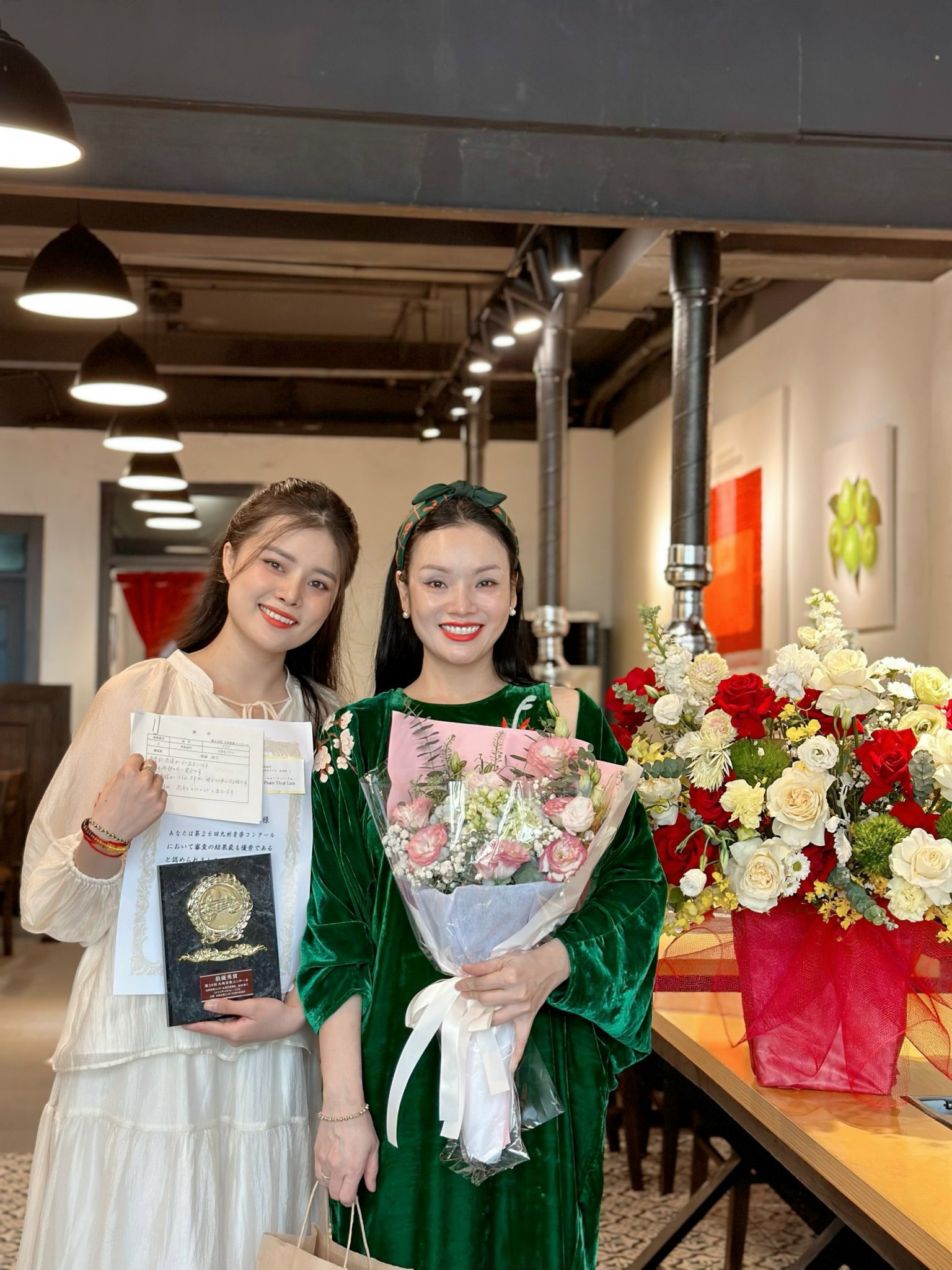 Phạm Thùy Linh – học trò NSƯT Tân Nhàn đoạt giải cao nhất cuộc thi âm nhạc quốc tế tại Nhật Bản- Ảnh 3.