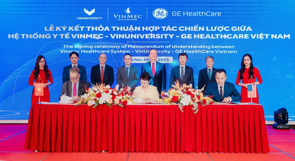 Lễ ký kết thỏa thuận hợp tác chiến lược giữa Vinmec, VinUniversity, GE Healthcare.