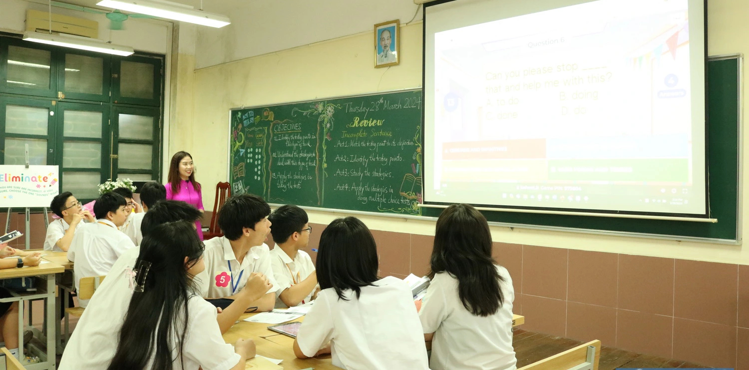 Trường hot ở Hà Nội - Trường THCS&THPT Nguyễn Tất Thành tăng chỉ tiêu tuyển sinh cả lớp 6, lớp 10- Ảnh 1.