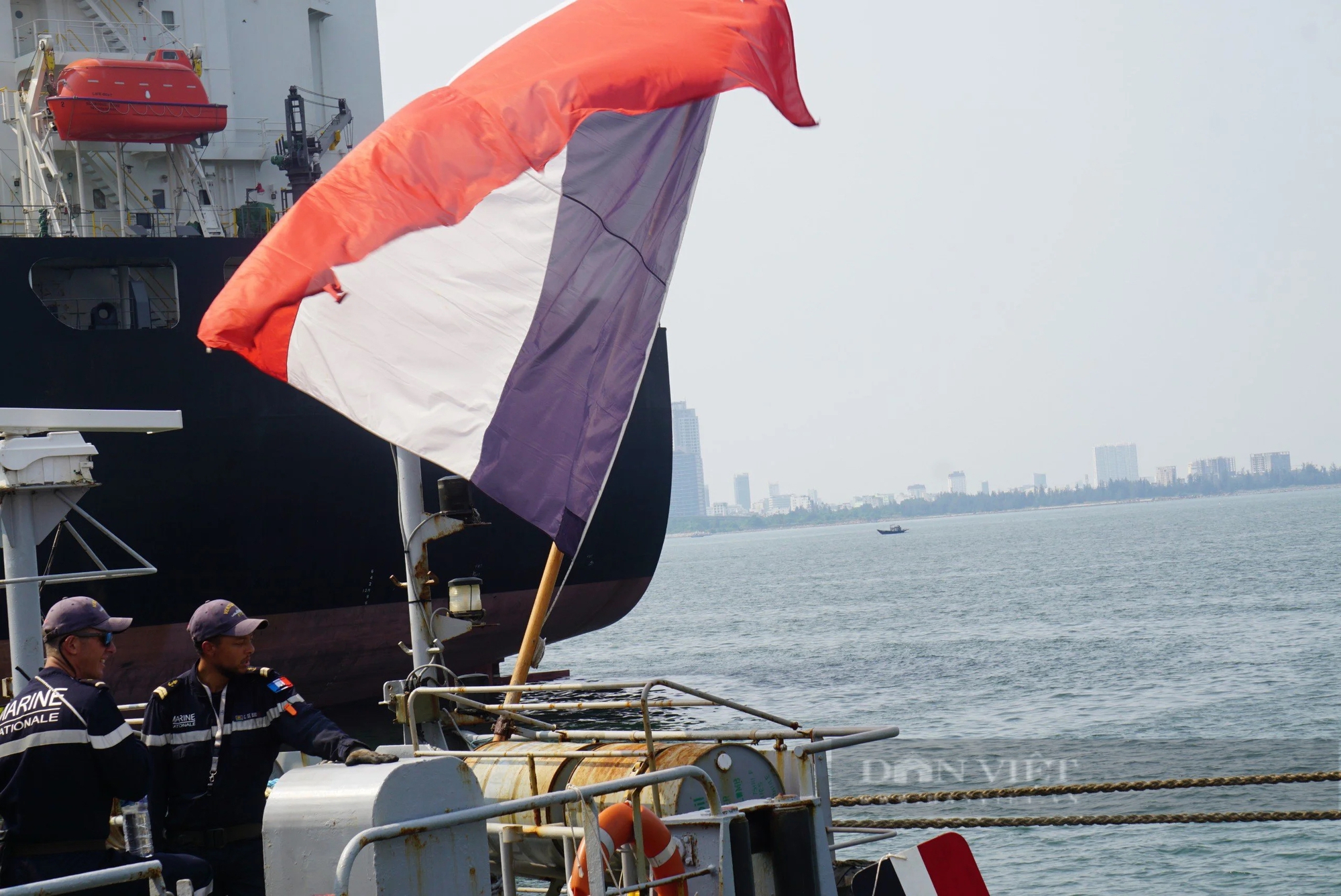 Mục sở thị tàu tuần dương của Hải quân Pháp đang thăm Đà Nẵng- Ảnh 5.
