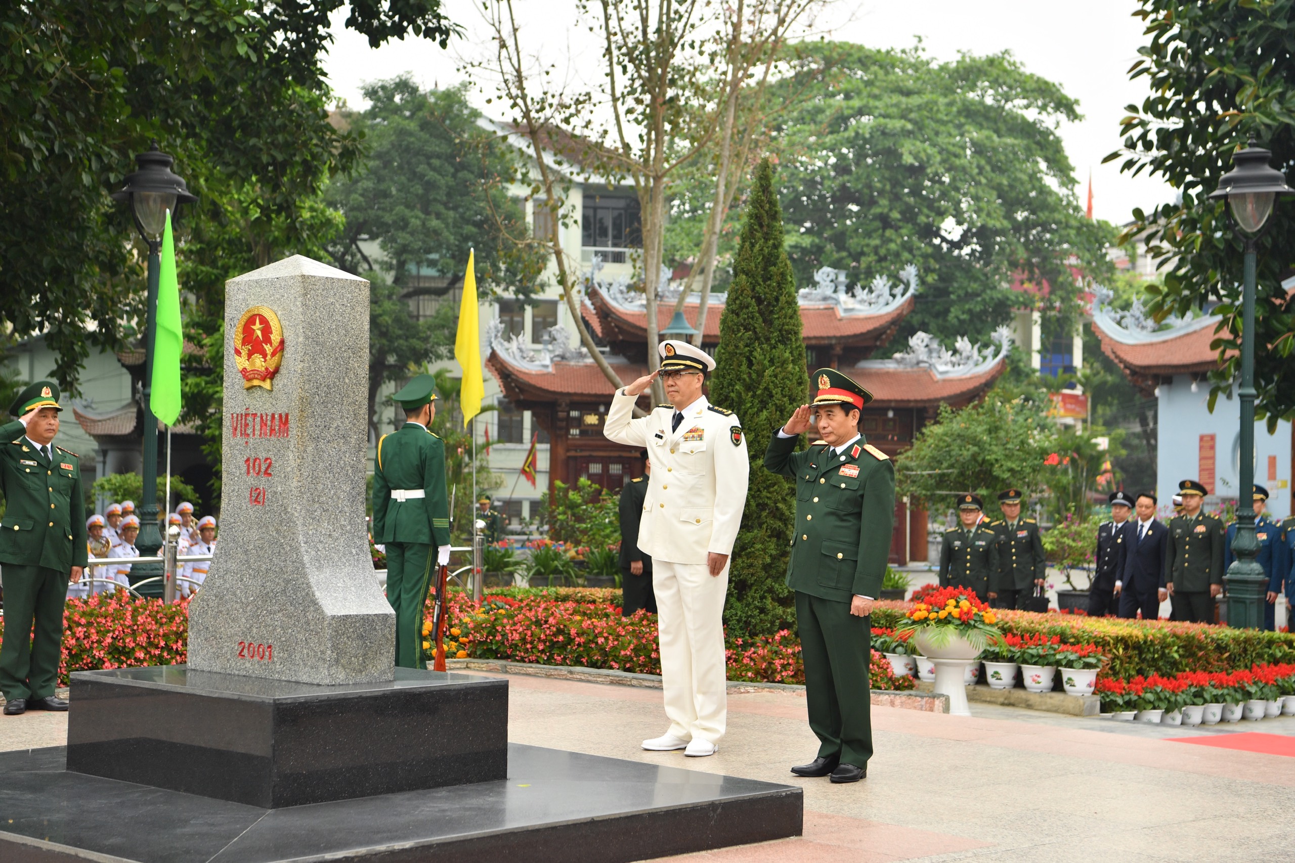 Giao lưu hữu nghị quốc phòng biên giới Việt - Trung lần thứ 8 - Ảnh 3.