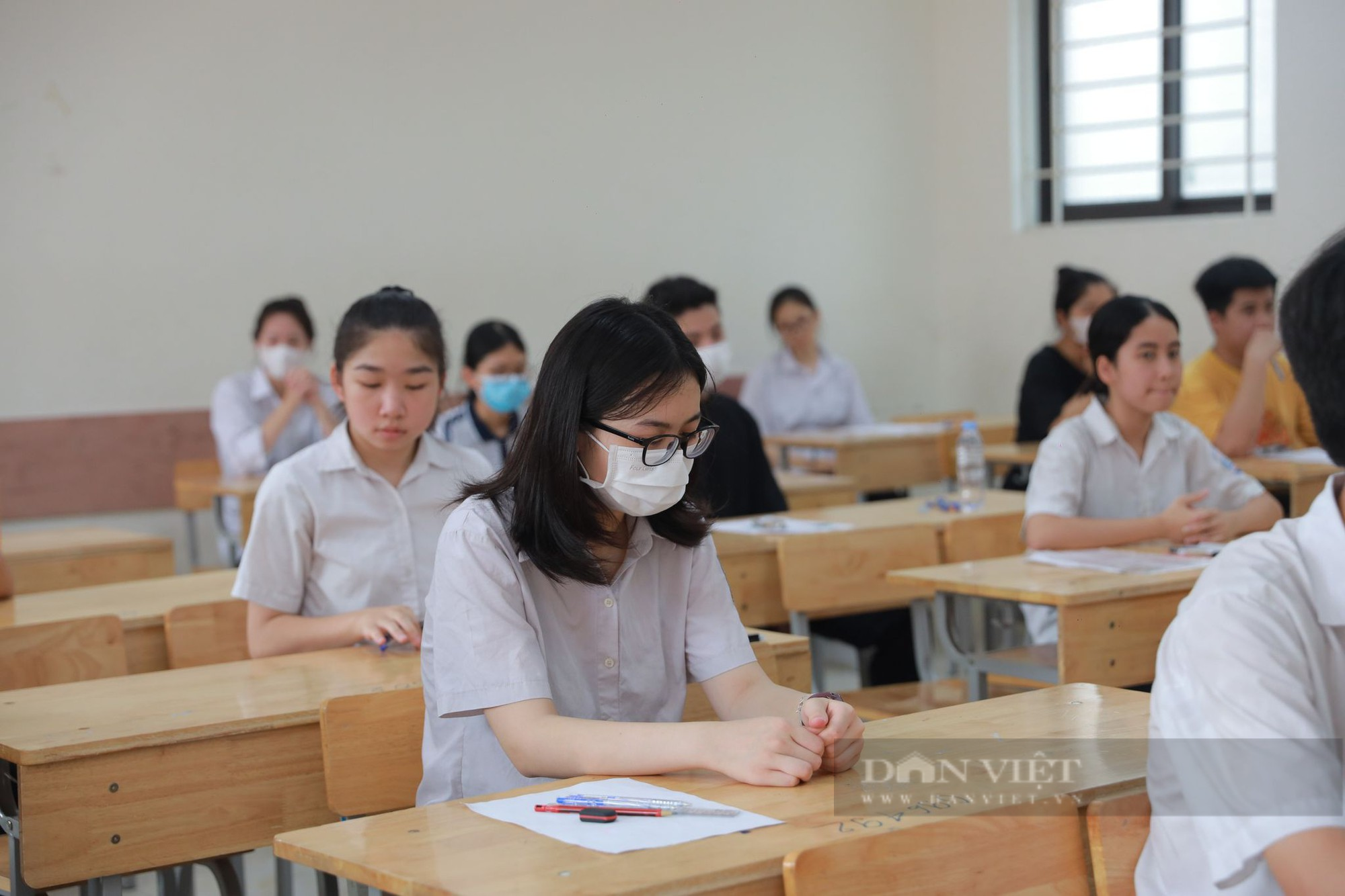 Thi vào lớp 10 năm 2024 tại Hà Nội: Lưu ý về nguyện vọng để tránh “trượt oan”- Ảnh 1.
