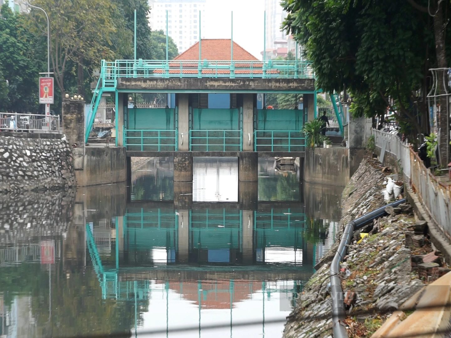 Hiện trạng 4 gói thầu dự án hồi sinh sông Tô Lịch, nơi gần hoàn thành nơi chậm tiến độ- Ảnh 9.