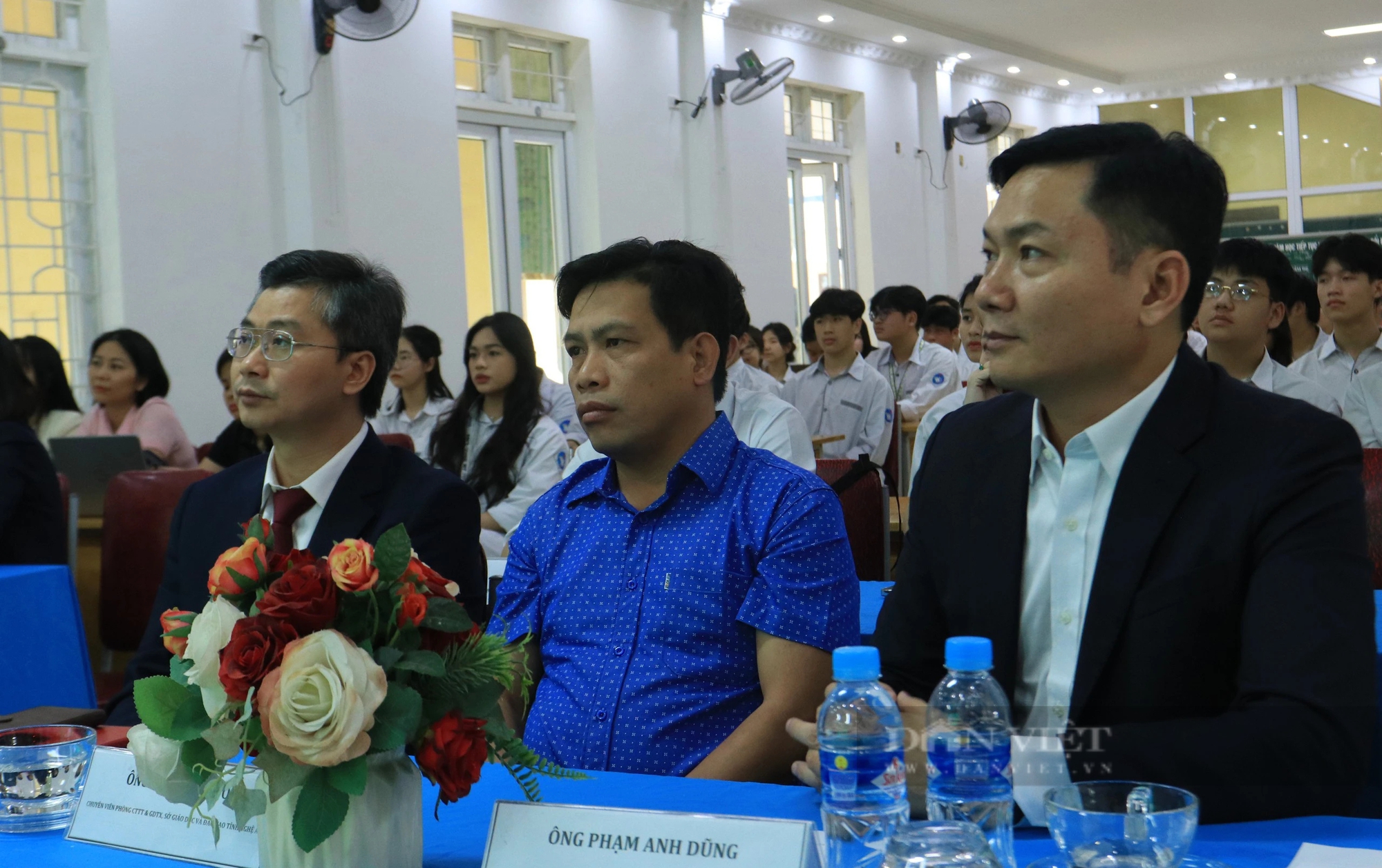 Học sinh Nghệ An hào hứng với hội thảo “Hành trình khởi nghiệp từ trung học phổ thông” của Học viện Nông nghiệp Việt Nam- Ảnh 4.