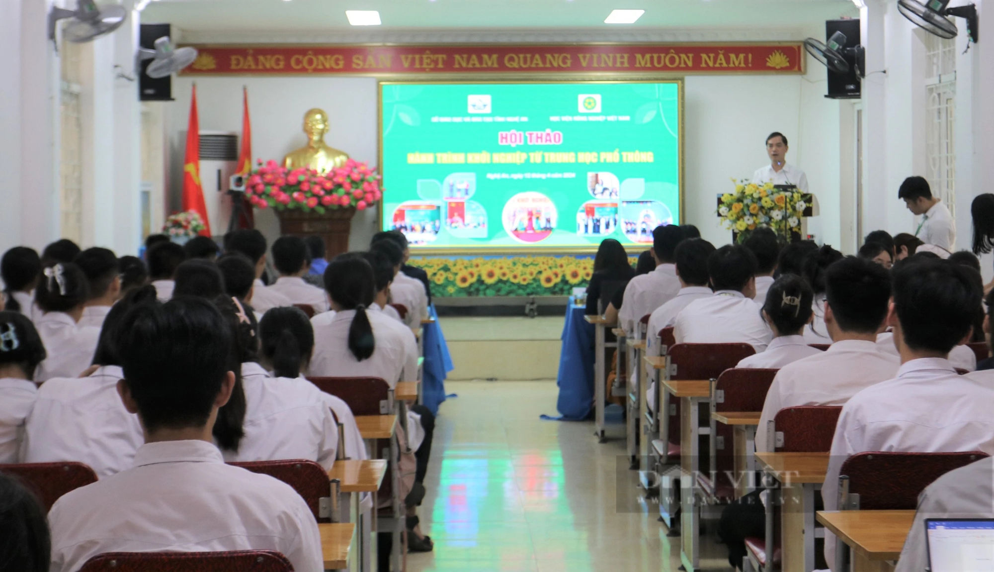 Học sinh Nghệ An hào hứng với hội thảo “Hành trình khởi nghiệp từ trung học phổ thông” của Học viện Nông nghiệp Việt Nam- Ảnh 14.