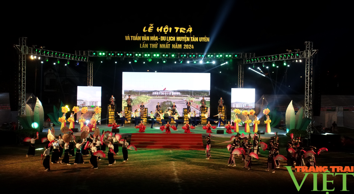 Lai Châu: Ấn tượng lễ khai mạc Lễ hội Trà và Tuần Văn hóa Du lịch huyện Tân Uyên- Ảnh 1.