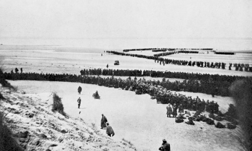 Vì sao Hitler không tàn sát ngay 400.000 quân đồng minh ở Dunkirk?- Ảnh 4.