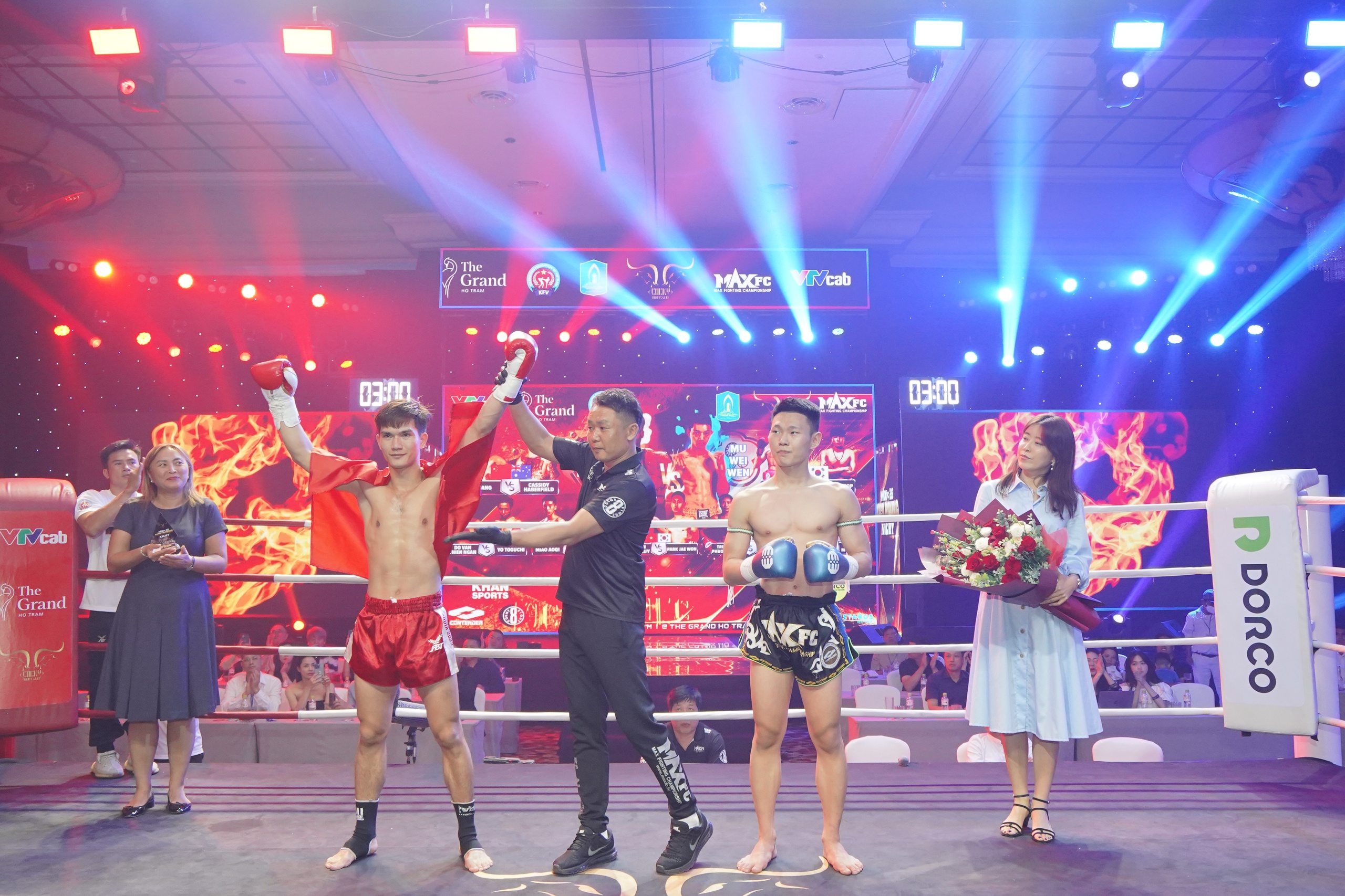 Nhà vô địch SEA Games 31 Nguyễn Quang Huy hạ knock-out võ sĩ Hàn Quốc- Ảnh 2.