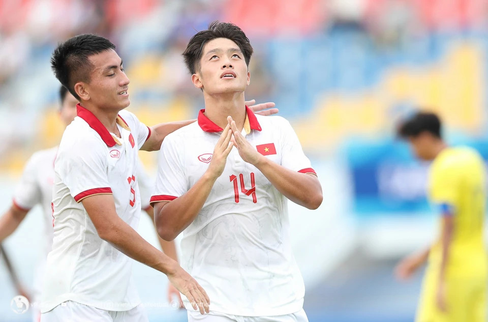 Báo Uzbekistan lo đội nhà gặp khó trước U23 Việt Nam tại giải U23 châu Á 2024- Ảnh 1.