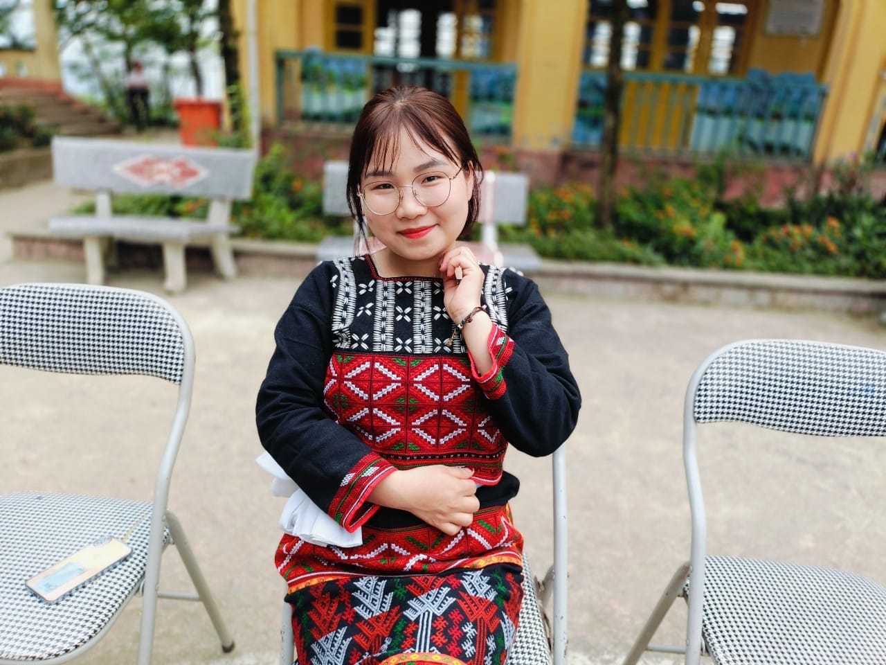 Rực rỡ sắc màu “Tuần lễ trang phục truyền thống các dân tộc” ở Lào Cai- Ảnh 3.