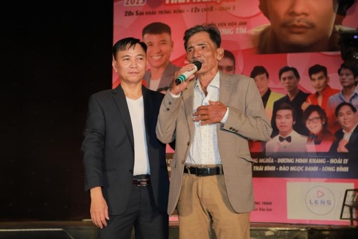 Thương Tín gây lo lắng khi chỉ còn 50.000 đồng vẫn chật vật tìm người thân ở Phú Yên, Bảo Lộc…