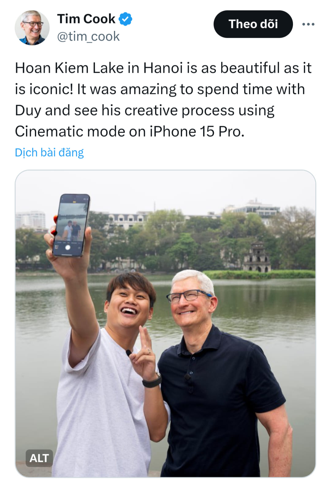 CEO Apple Tim Cook đến Việt Nam: Chụp ảnh cùng ca sỹ Mỹ Linh, nhà sáng tạo nội dung Duy Thẩm- Ảnh 2.