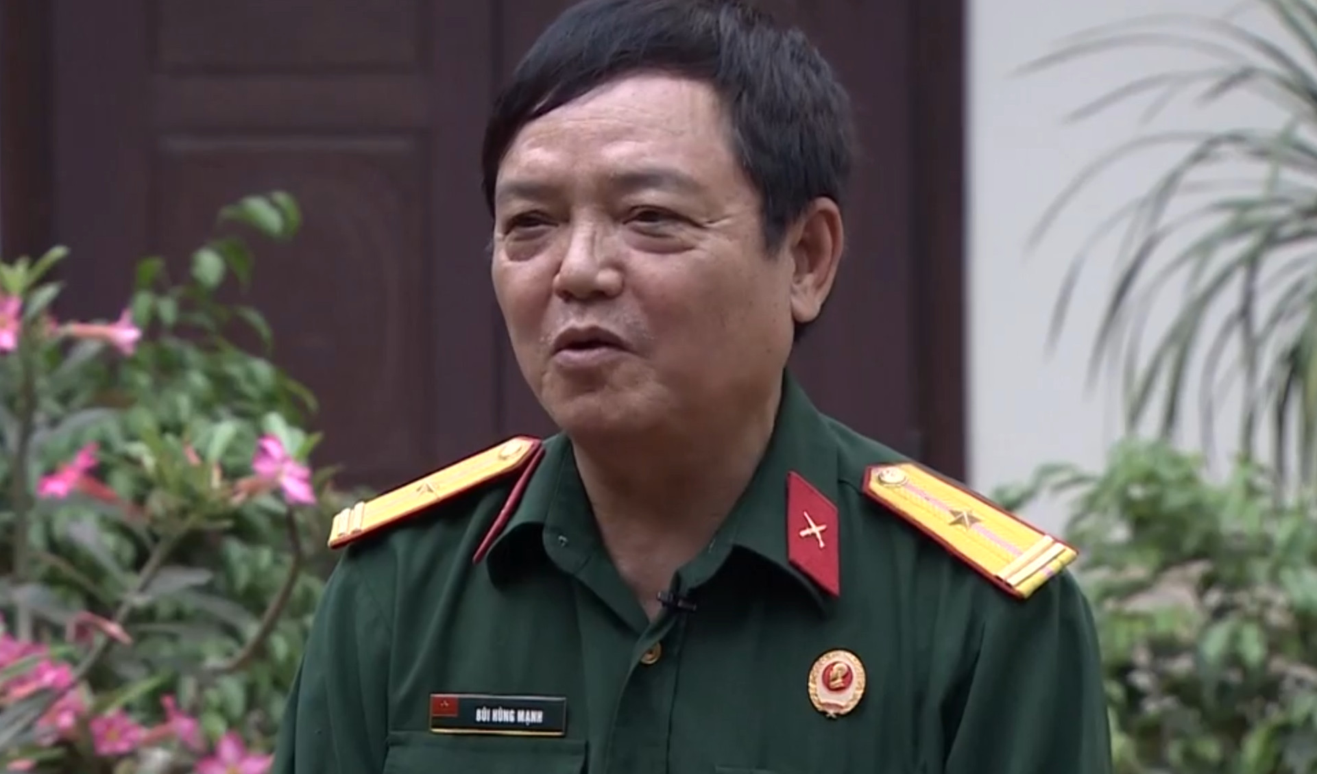 "Cha ông tôi là chiến sĩ Điện Biên": Anh hùng vác pháo nặng 100kg, trinh sát cách quân thù chỉ 50 mét- Ảnh 2.