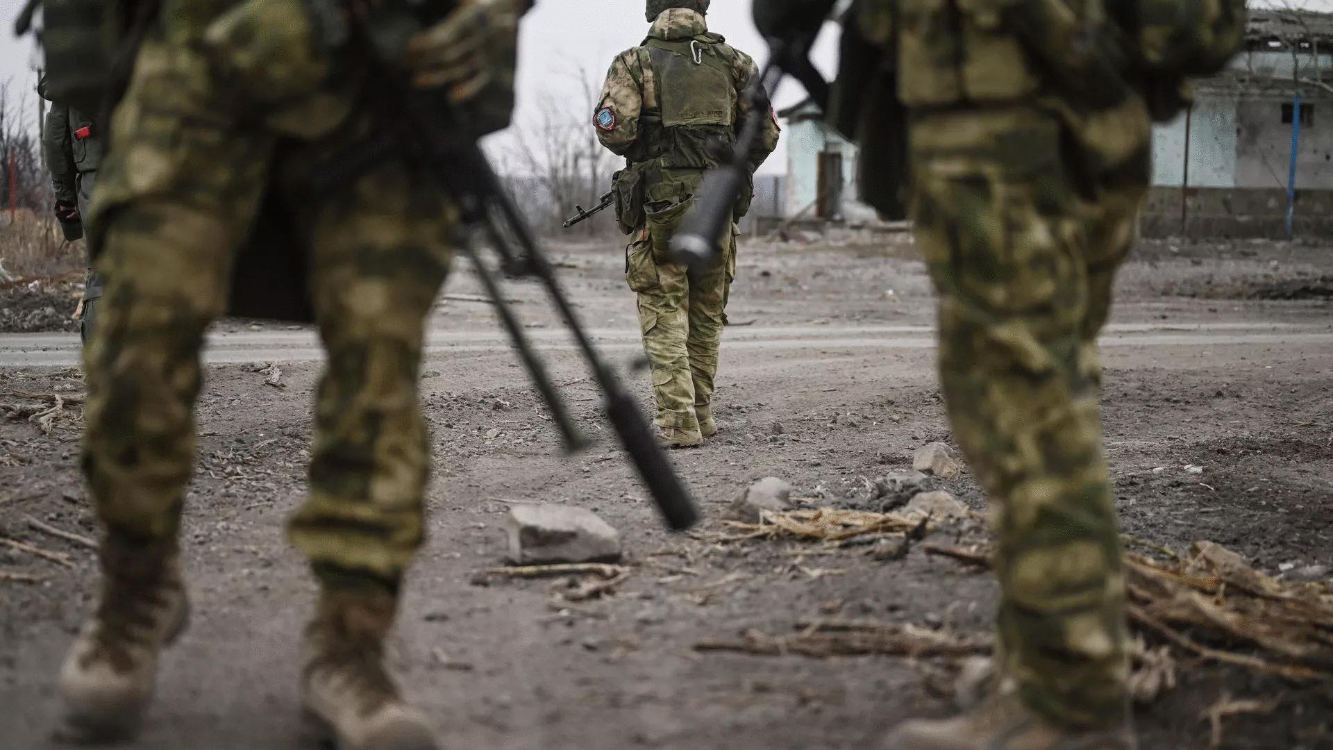 Lực lượng tấn công của Nga đánh úp chiếm giữ thành trì của Ukraine gần Avdeevka- Ảnh 1.
