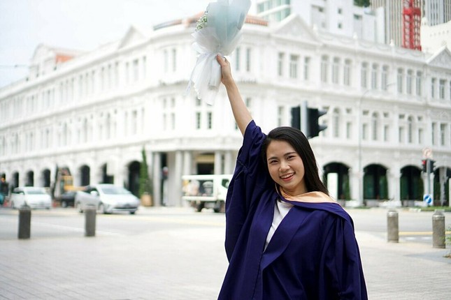 Cô gái Phú Yên nhận học bổng thạc sĩ từ 4 trường kinh doanh top đầu thế giới- Ảnh 2.