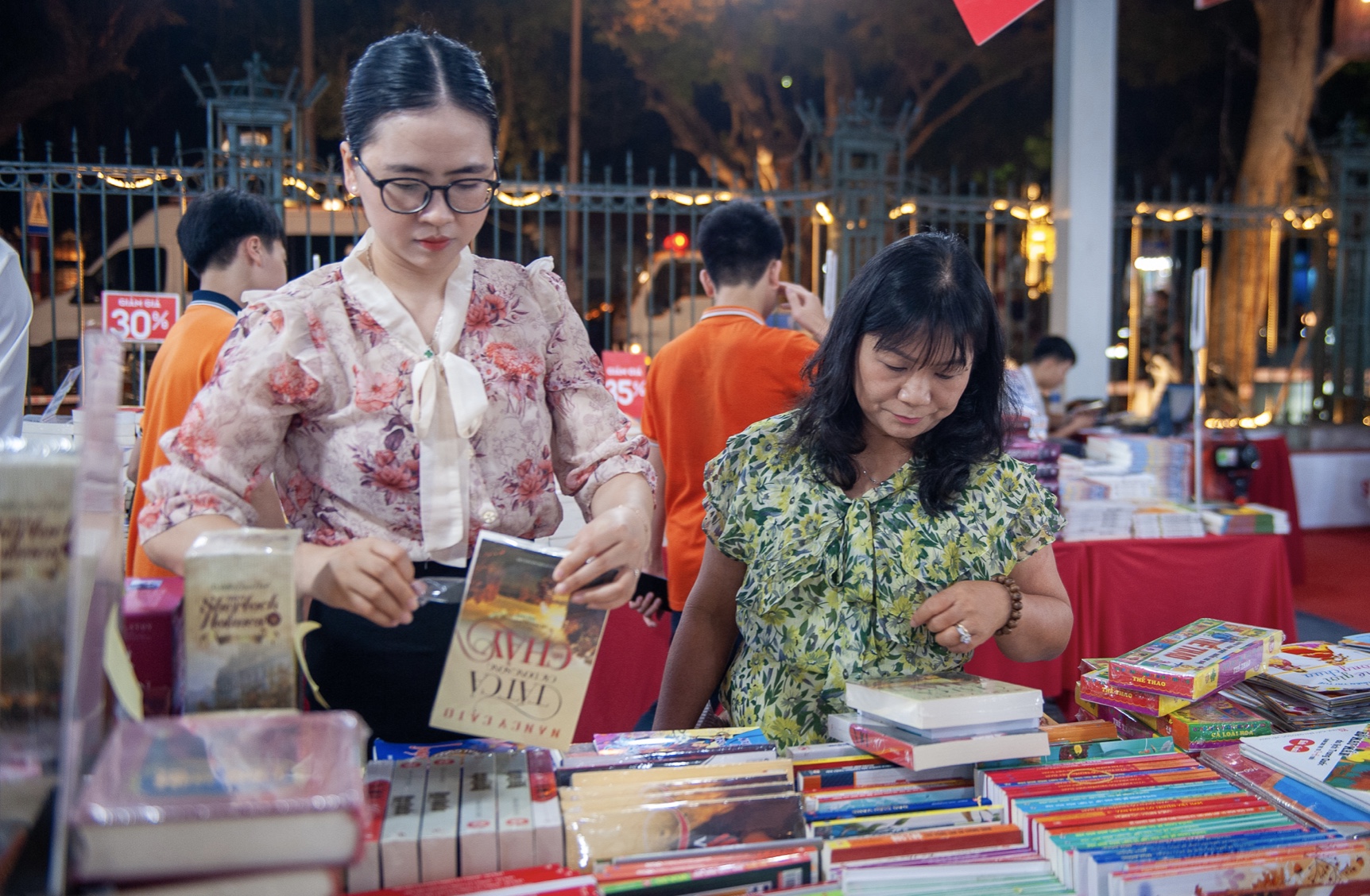 Khai mạc ngày Sách và Văn hóa đọc Việt Nam lần thứ 3 tại Văn Miếu - Quốc Tử Giám- Ảnh 3.