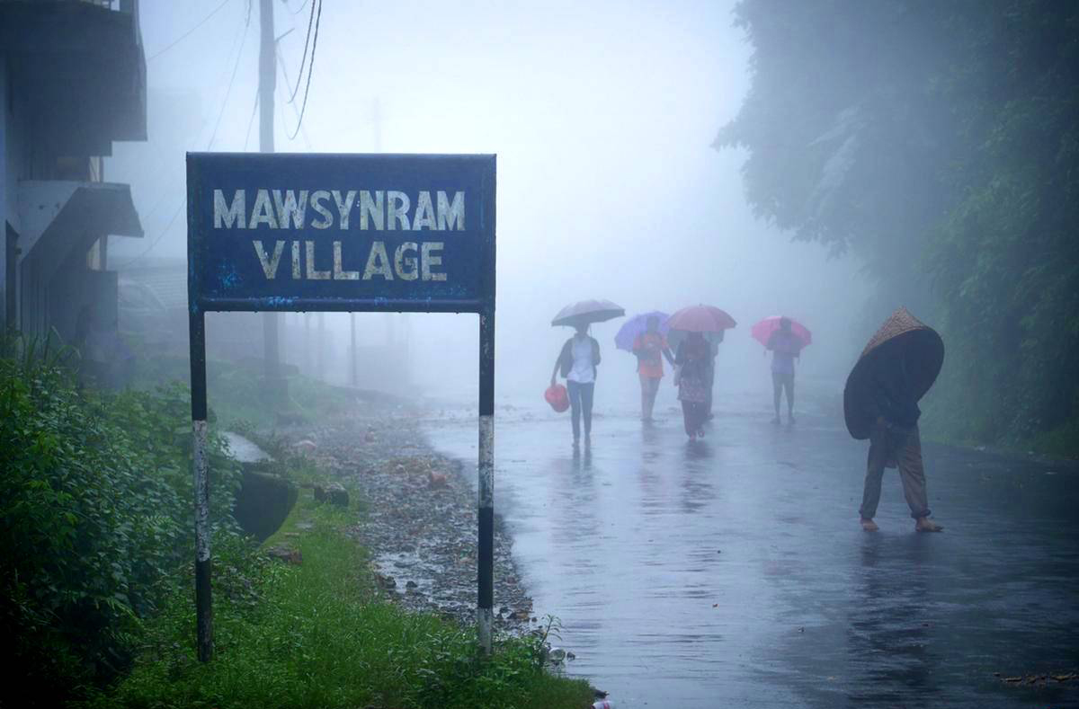Đến với ngôi làng ẩm ướt nhất thế giới vì mưa quanh năm- Ảnh 1.