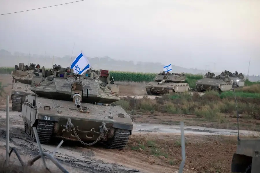 Israel lâm vào cảnh 'tiến thoái lưỡng nan', đối mặt rủi ro lớn trong mọi lựa chọn trả đũa Iran- Ảnh 1.