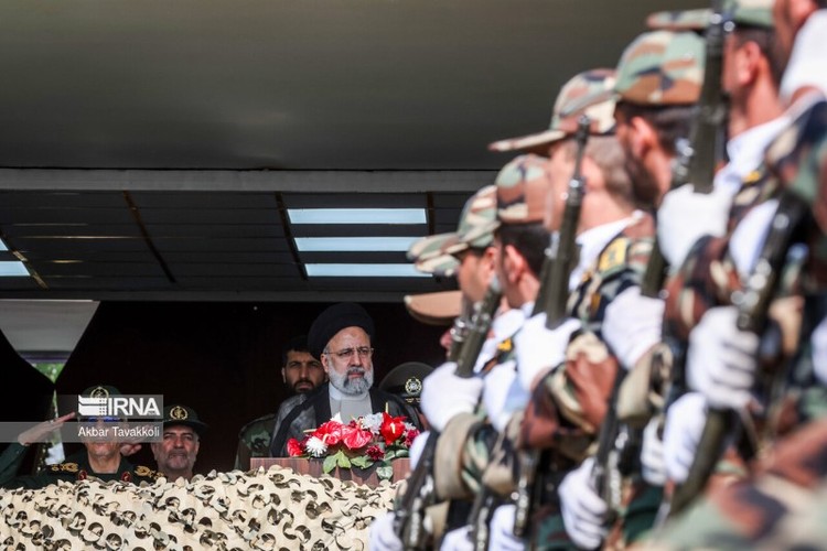 Tổng thống Iran tiếp tục cảnh báo Israel về đòn trả đũa tiếp theo- Ảnh 8.