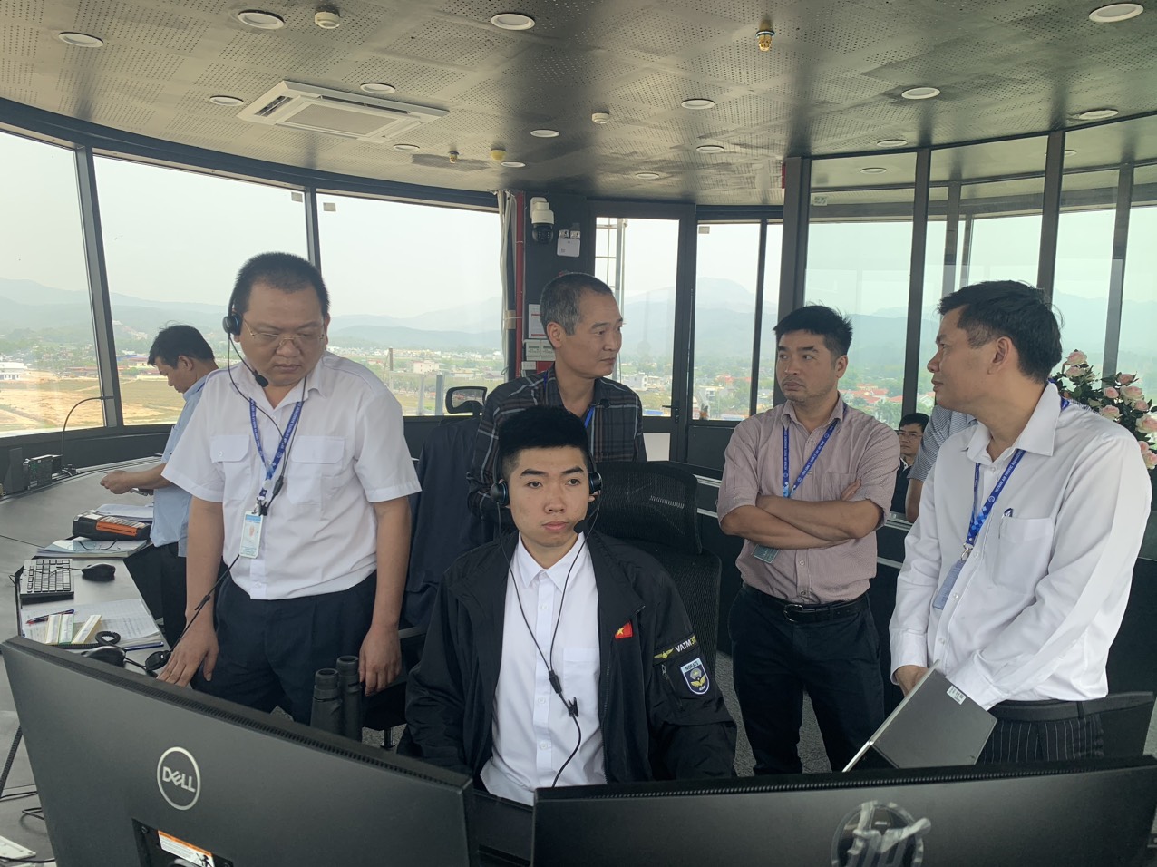 Sân bay Điện Biên chuyển đổi thành công Đài kiểm soát không lưu- Ảnh 2.
