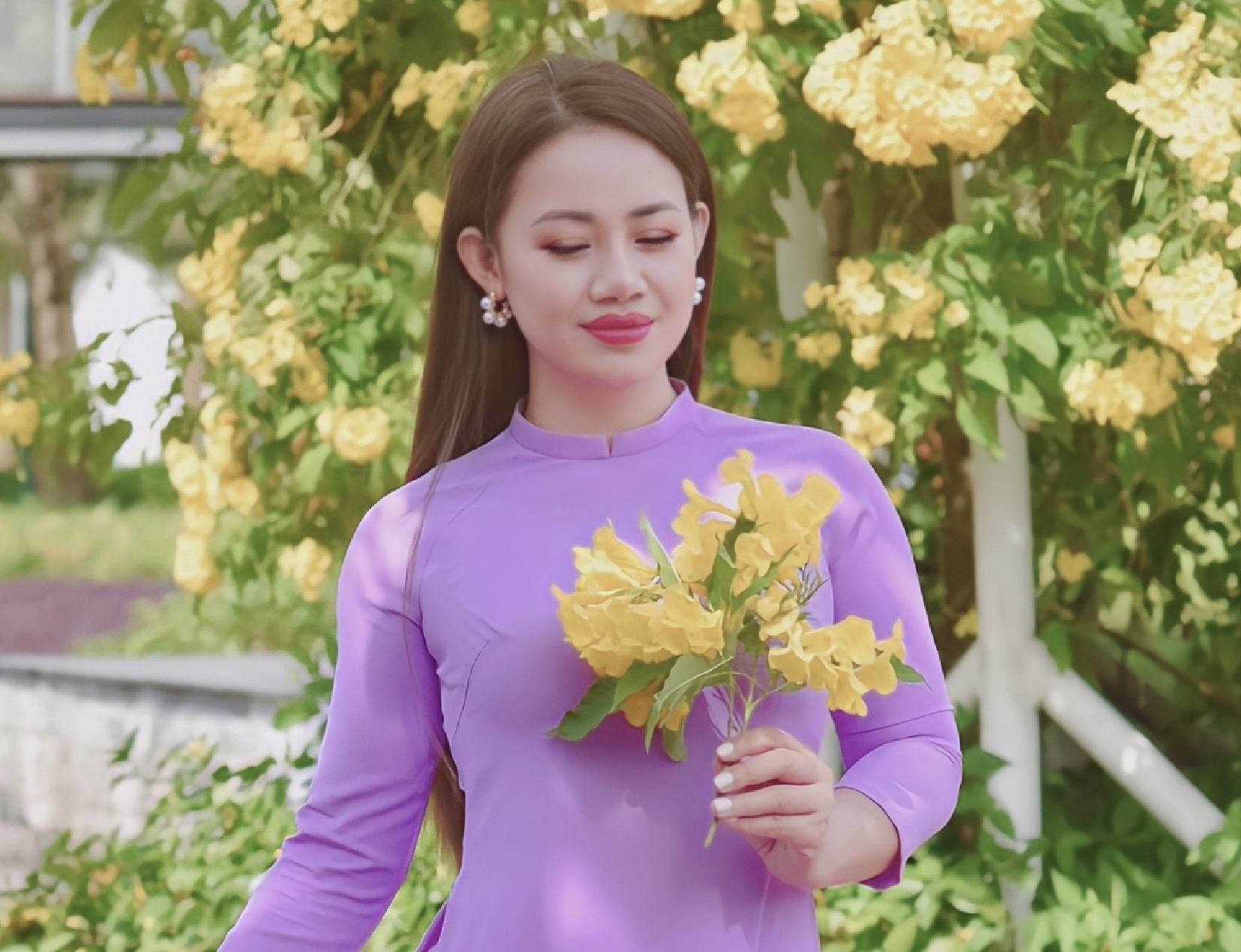 Ca sĩ Lương Ngọc Diệp đột ngột qua đời ở tuổi 37 khiến đồng nghiệp bàng hoàng, xót xa