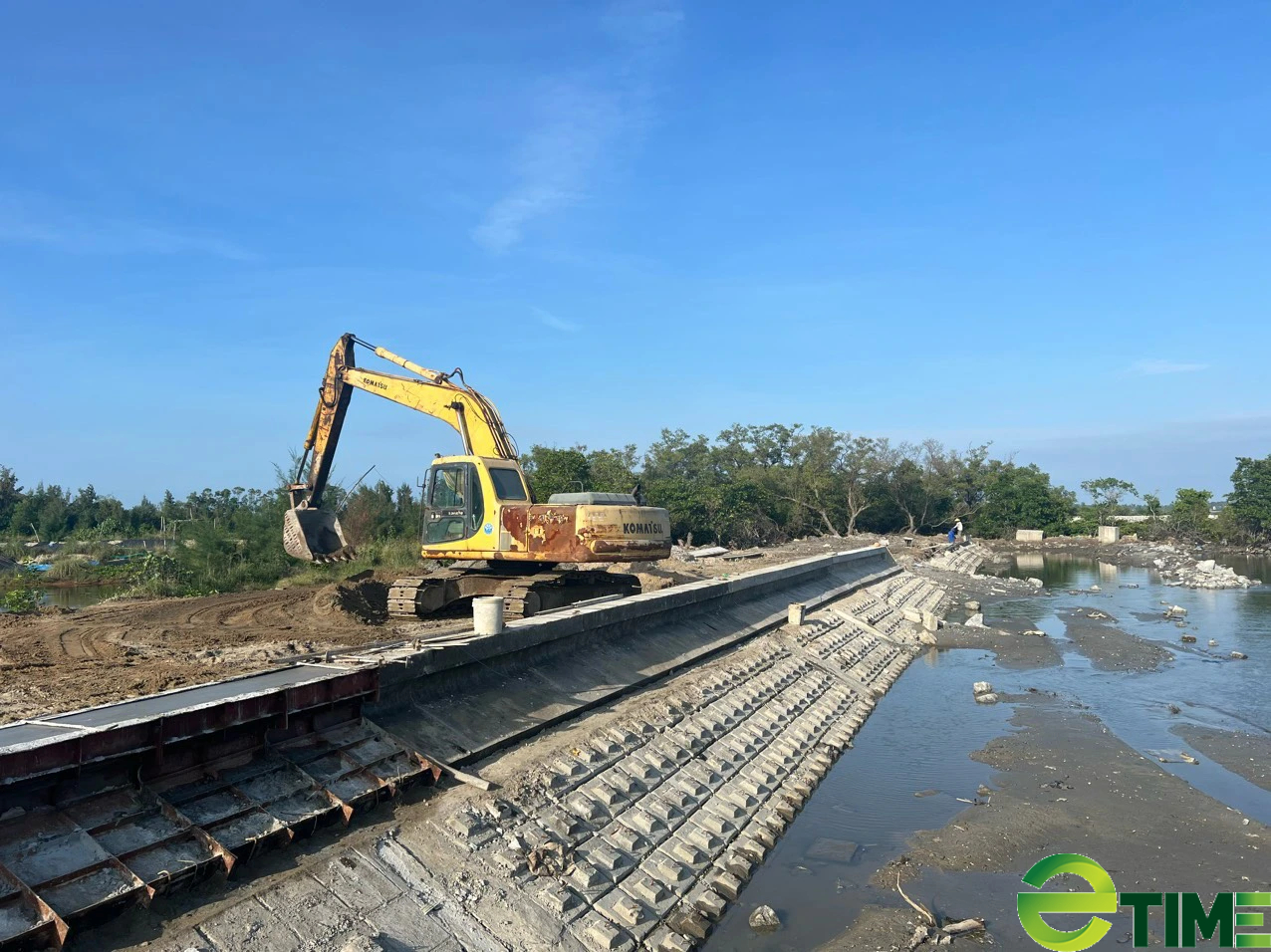 Ra “tối hậu thư” cho đơn vị “chây ì” thi công kè sông Bến Ván và kè Tam Hải ở Quảng Nam- Ảnh 2.