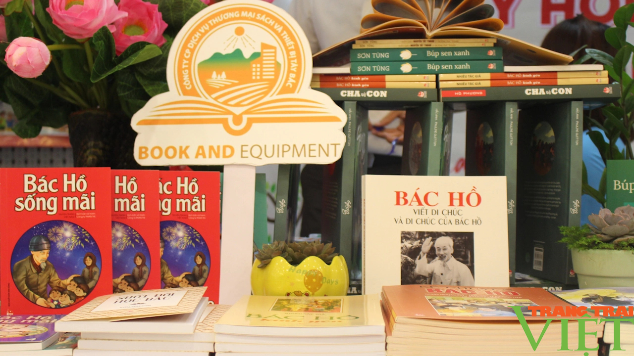 Sơn La: Triển lãm, trưng bày, giới thiệu sách hưởng ứng Ngày sách và văn hóa đọc Việt Nam- Ảnh 6.