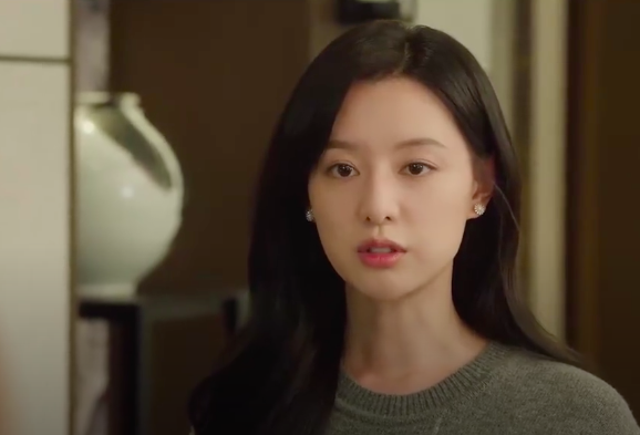 Phim Nữ hoàng nước mắt (Queen of Tears) tập 13: Baek Hyun Woo đau lòng vì vụ tai nạn, giấu bí mật với Hae In?