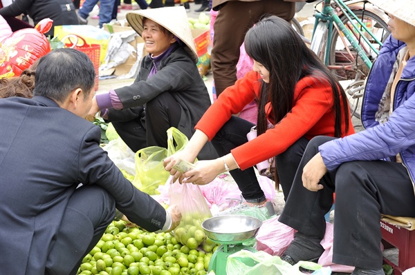 Chợ làng cổ, chợ cầu may độc lạ nhất ở tỉnh Nam Định, cả năm vắng lặng, sao chỉ tấp nập một phiên?- Ảnh 3.
