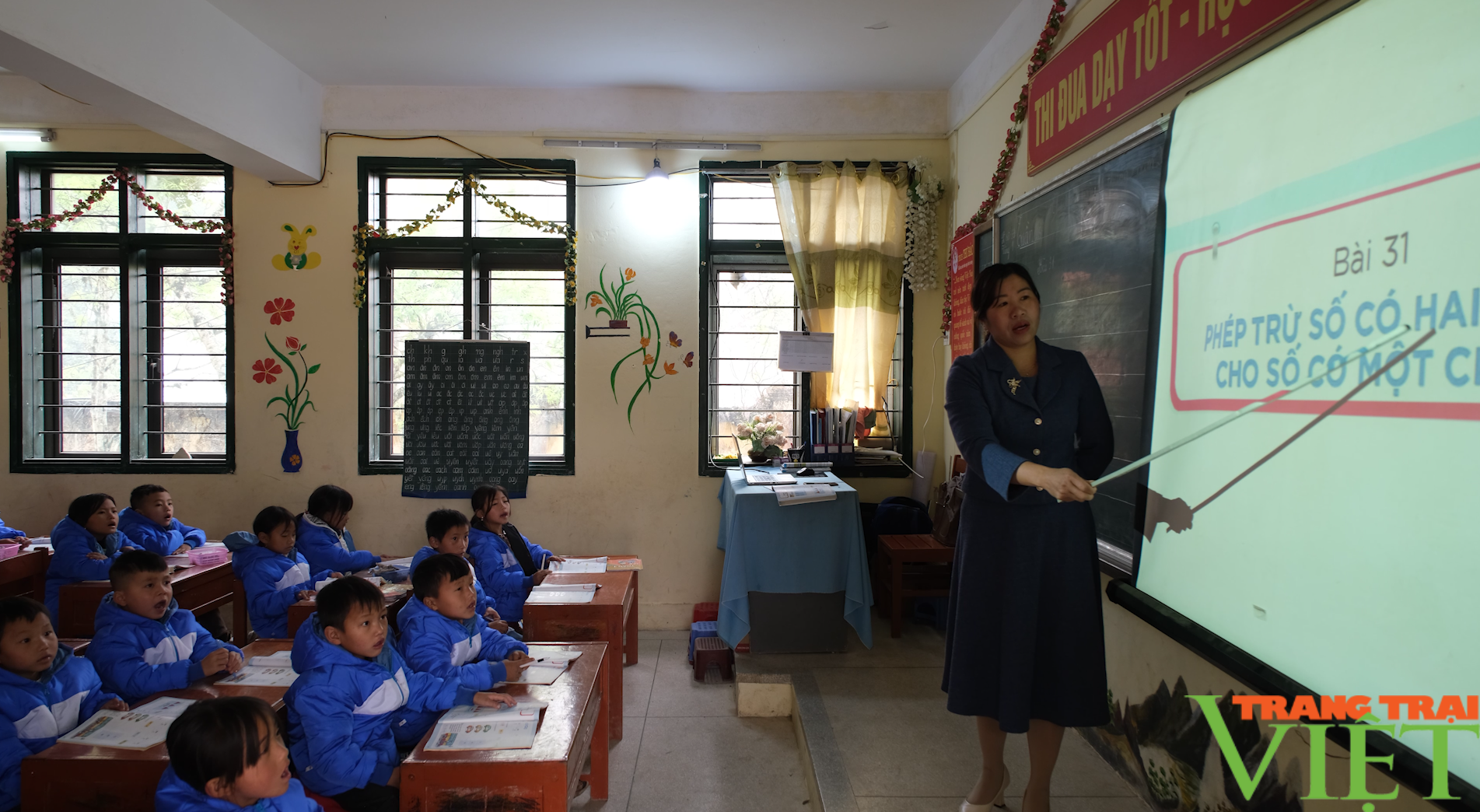 Chuyển đổi số ở trường vùng cao Tả Ngảo của Lai Châu, thầy cô nhàn việc giảng, học sinh ngày một tiến bộ- Ảnh 1.